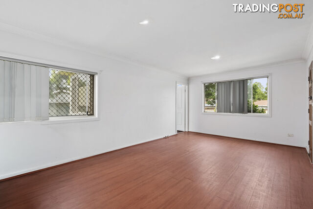 3 Illoura Place DOONSIDE NSW 2767 - photo 4 of 17