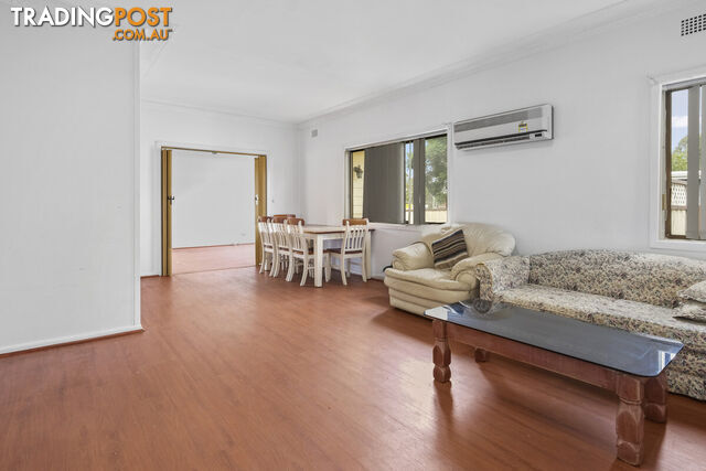 3 Illoura Place DOONSIDE NSW 2767 - photo 3 of 17