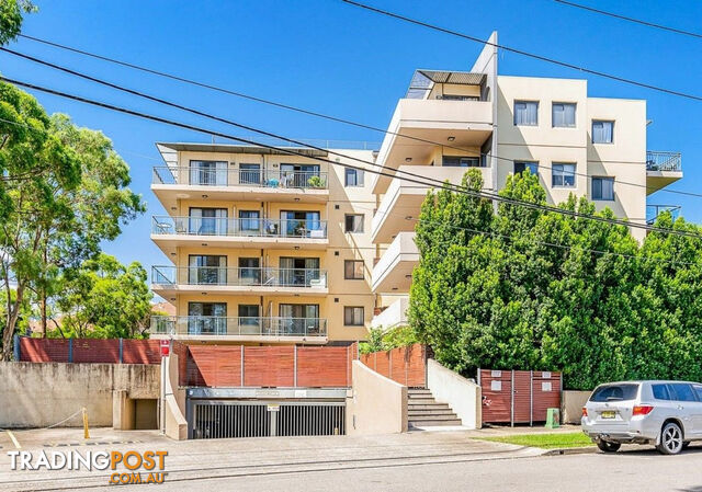 204/1-3 Griffiths Street BLACKTOWN NSW 2148