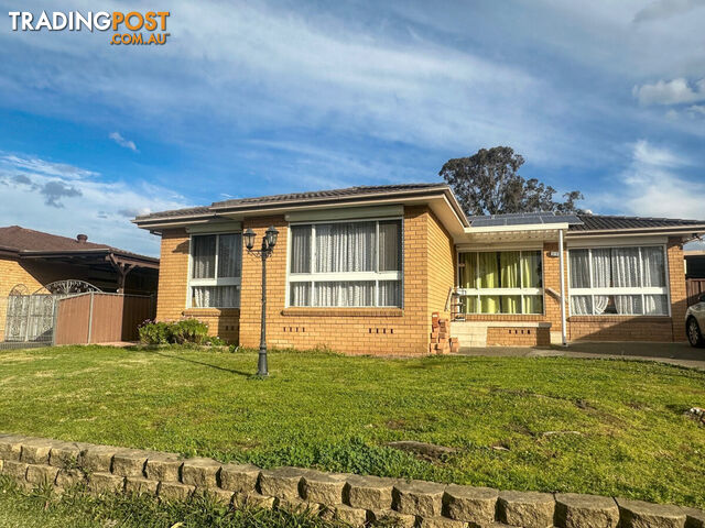 31 Reeve Crescent DOONSIDE NSW 2767