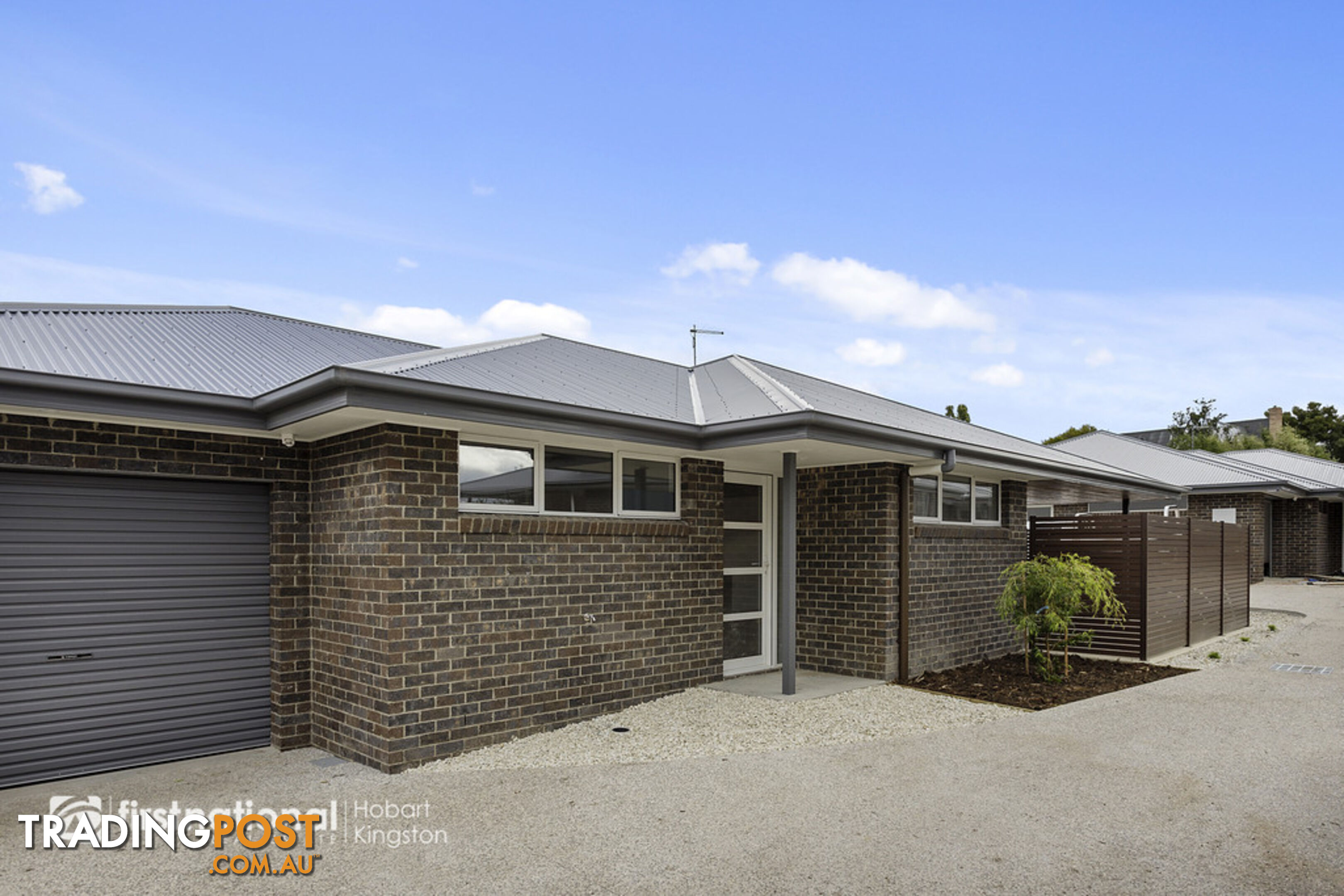 2/30 Powell Road BLACKMANS BAY TAS 7052