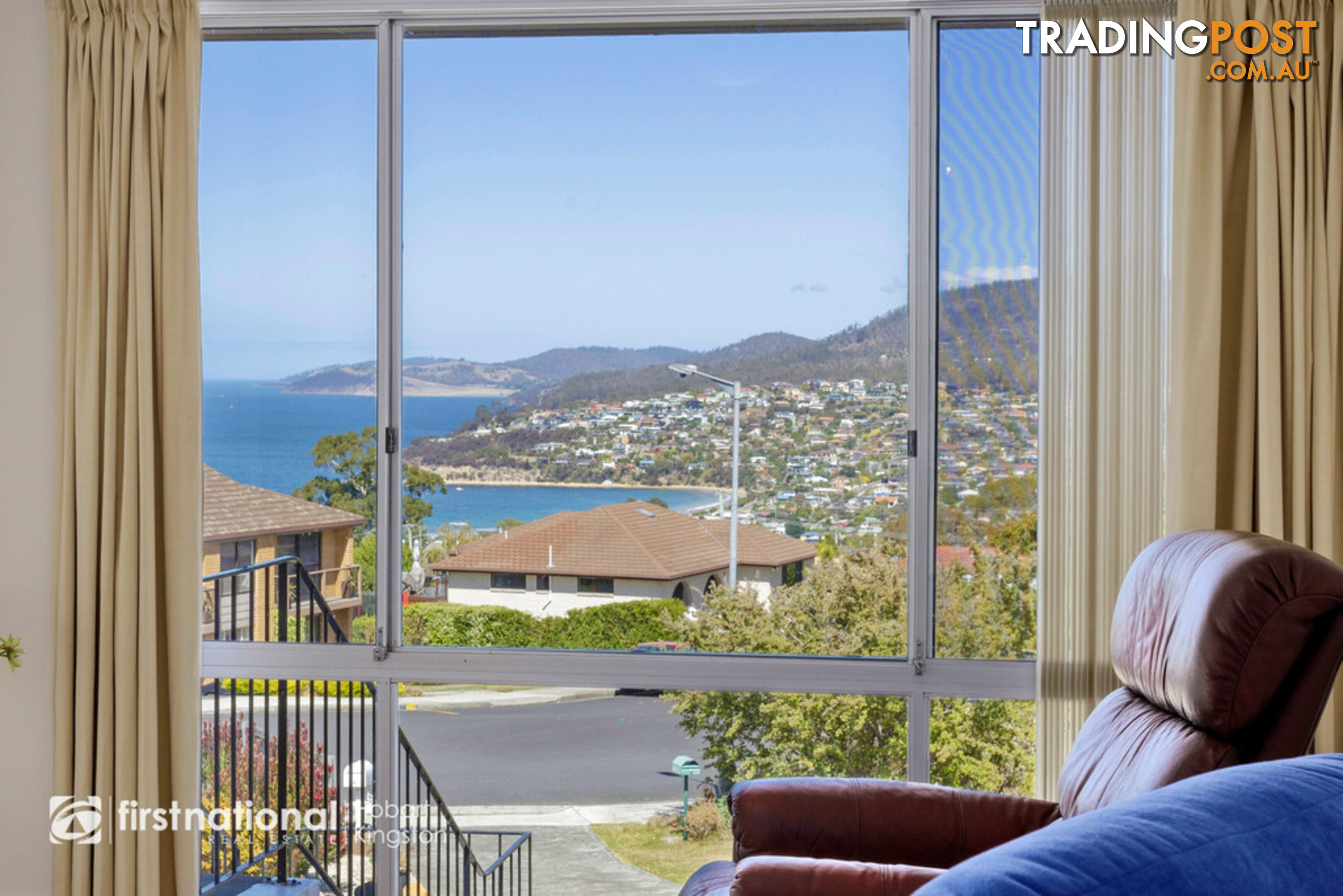 2/12 Stratford Place BLACKMANS BAY TAS 7052