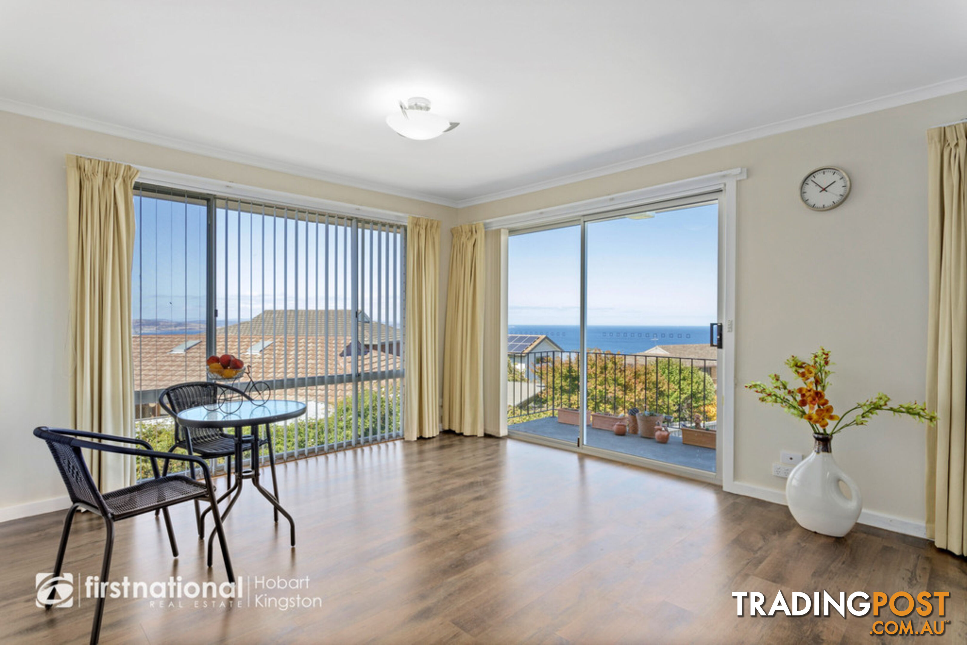 2/12 Stratford Place BLACKMANS BAY TAS 7052