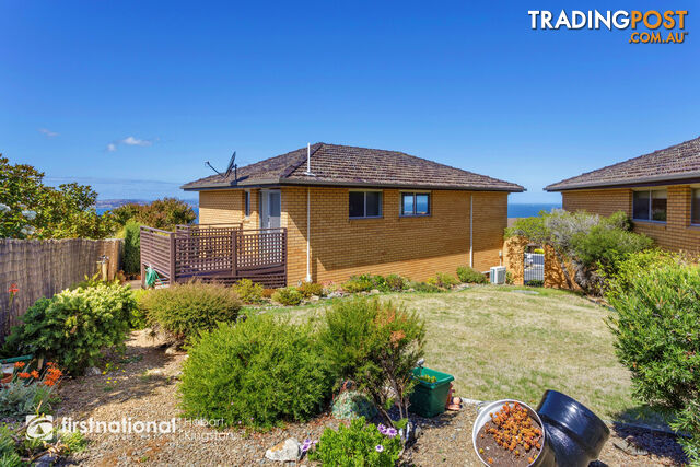 2/12 Stratford Place BLACKMANS BAY TAS 7052