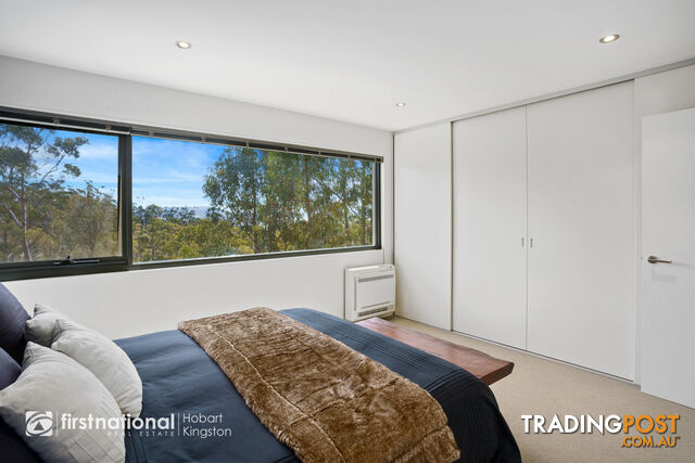 27 Fossil Cove Drive BLACKMANS BAY TAS 7052