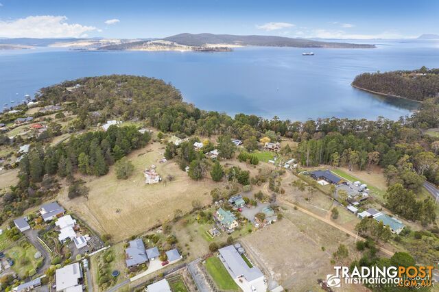 32 Ferry Road KETTERING TAS 7155 - photo 4 of 8