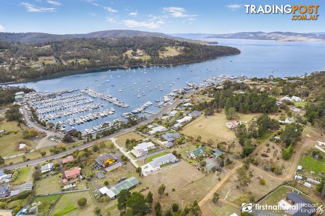 32 Ferry Road KETTERING TAS 7155 - photo 3 of 8