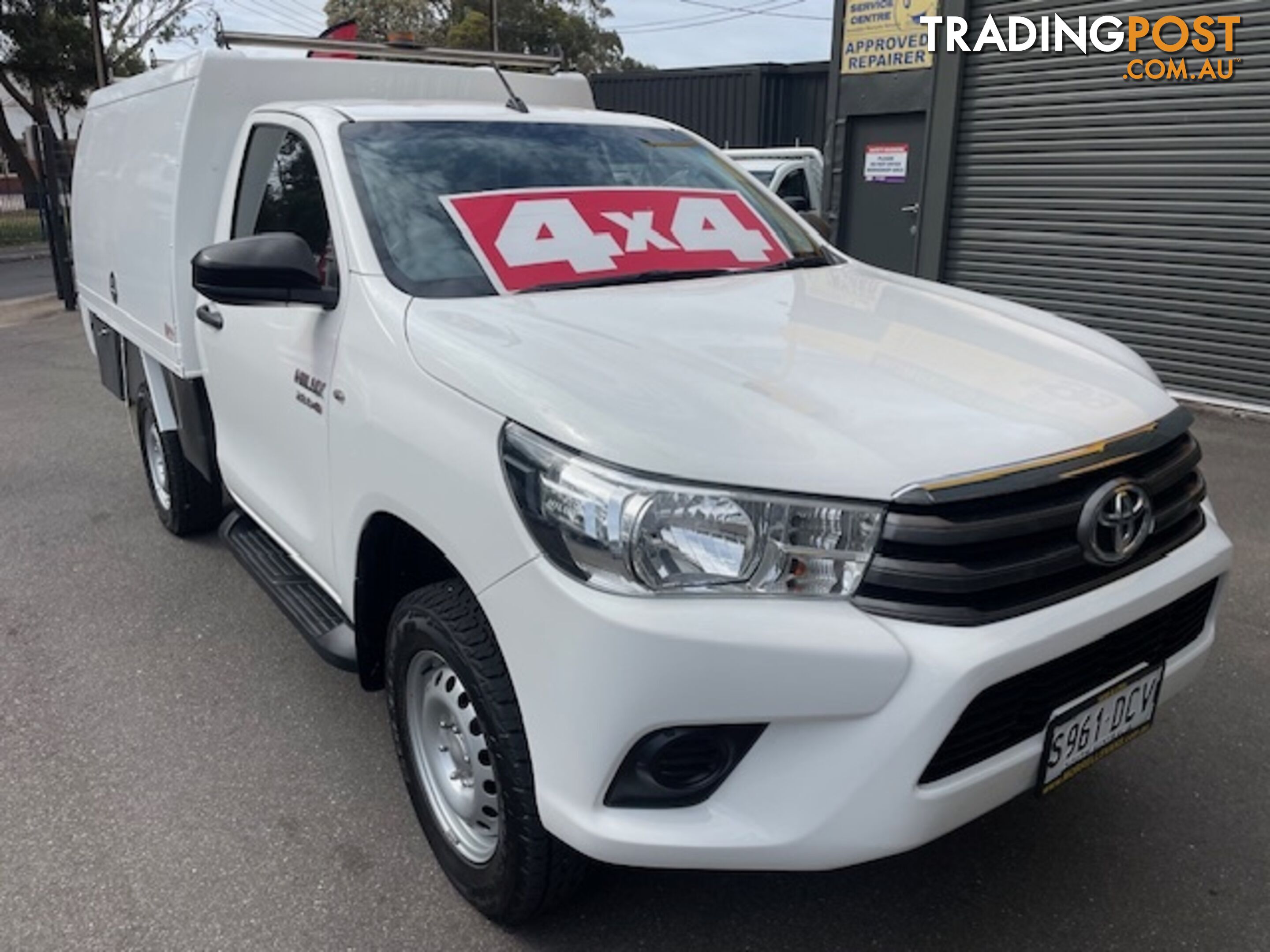 2018 TOYOTA HILUX SR 4X4 GUN126R MY19 CCHAS