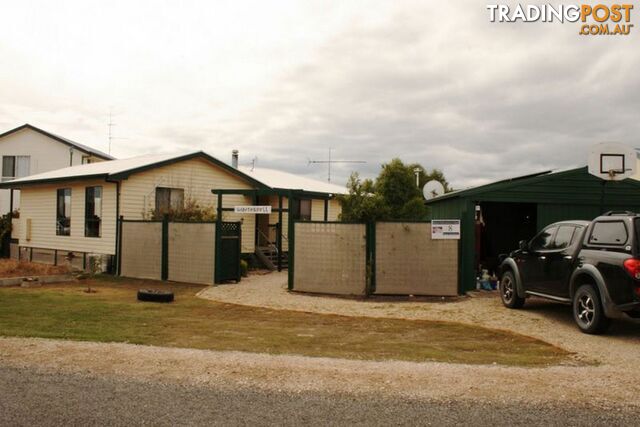 8 Bayview Road HARDWICKE BAY SA 5575