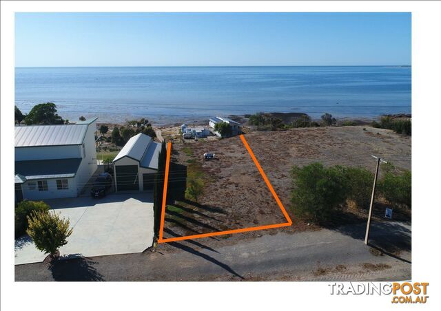 33 (Lot 10 Main Coast Road PINE POINT SA 5571