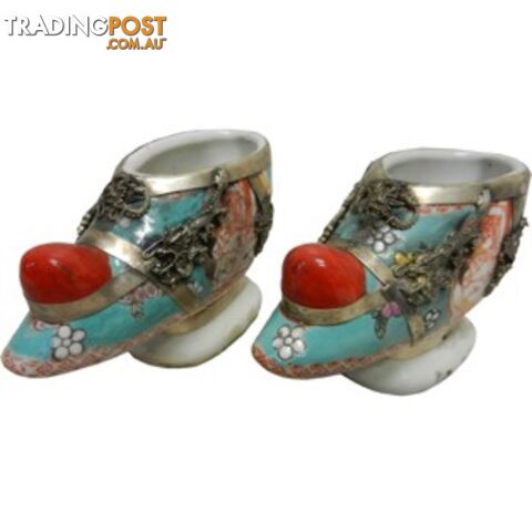 Pair of Chinese Porcelain Decor Shoes - photo 2 of 2