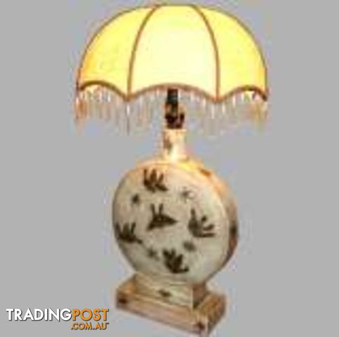 Creamy Classical Chinese Round Base Lamp