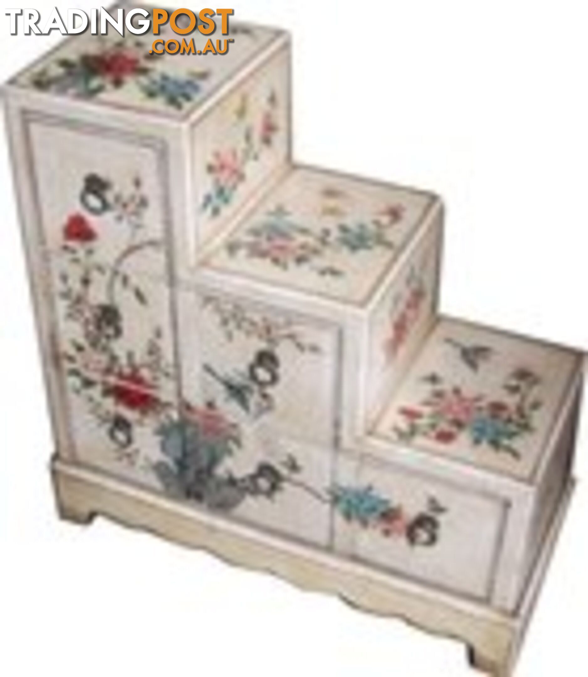 Creamy White Japanese Style Painted 3 Layers Step Chest