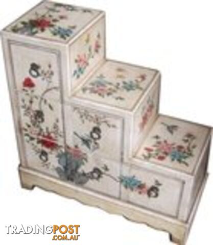 Creamy White Japanese Style Painted 3 Layers Step Chest