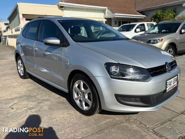 2013 VOLKSWAGEN POLO 66TDICOMFORTLINE 6RMY14 HATCHBACK