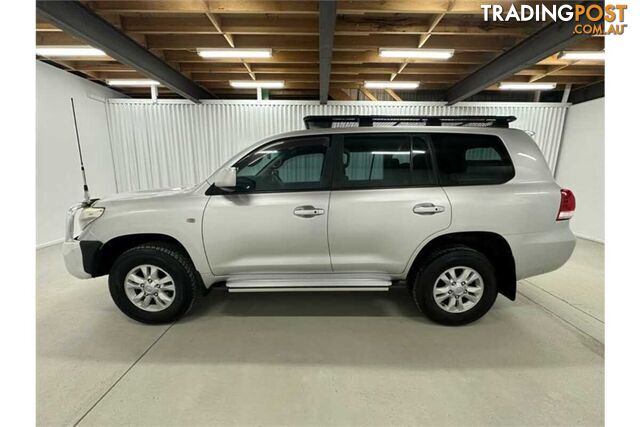 2009 TOYOTA LANDCRUISER GXL UZJ200R WAGON