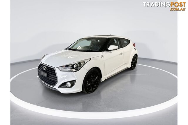 2017 HYUNDAI VELOSTER SR TURBO FS5 SERIES II HATCHBACK - photo 4 of 28