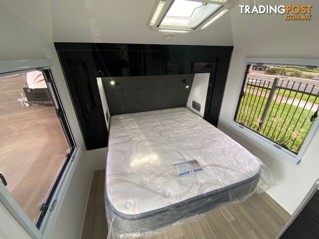 SUNFINDER 21FT 6 BUNK VAN - photo 3 of 8