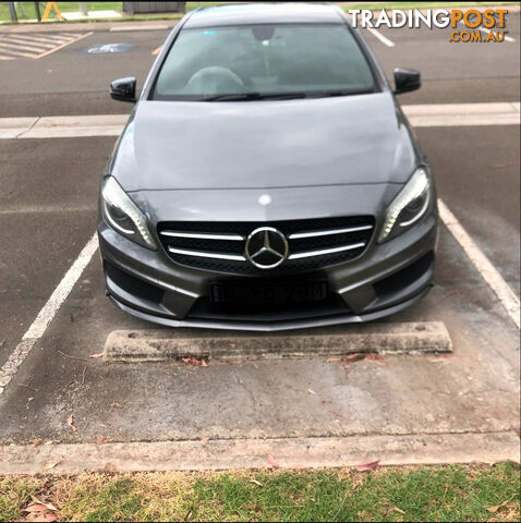 2015 Mercedes-Benz 200 Hatchback Automatic