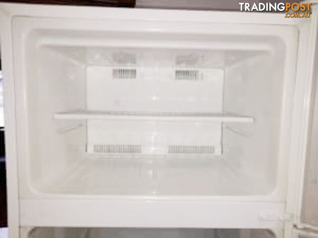 Top Mount Refrigerator - Free Delivery - White 390L Kelvinator