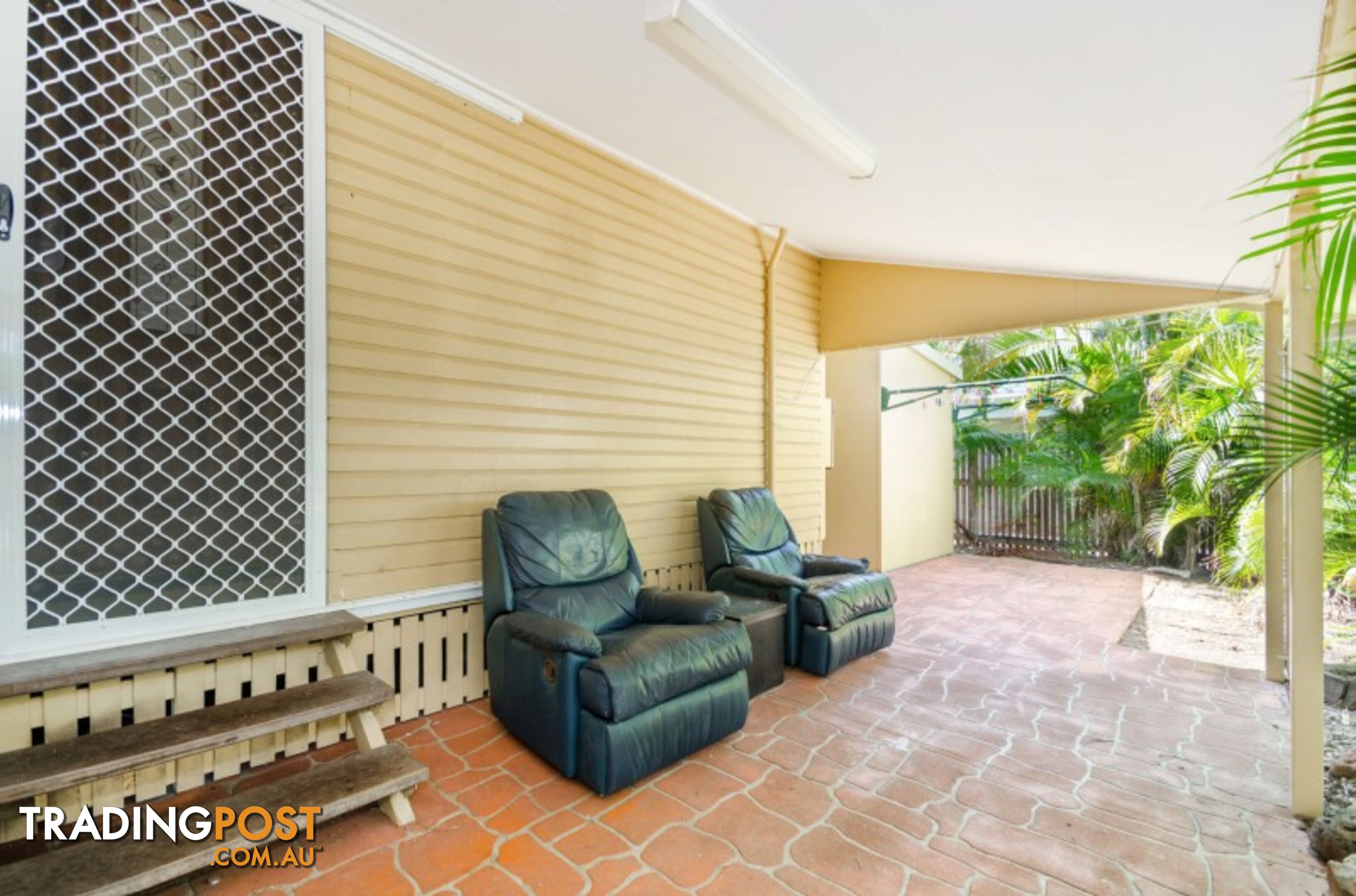 48 Queens Road HERMIT PARK QLD 4812