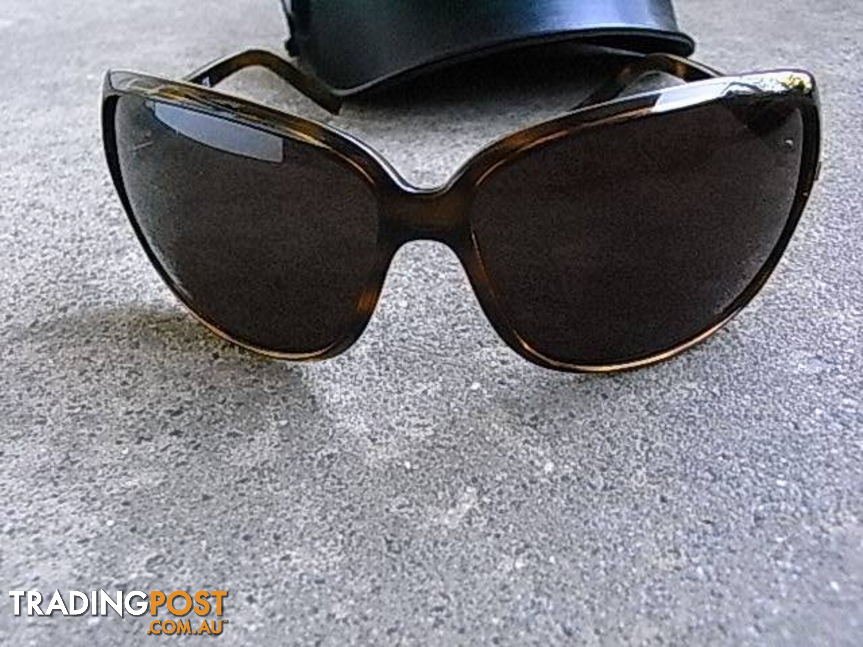 DOLCE & GABBANA MADE IN ITALY SUNGLASSES PICKUP OR POST 6.99