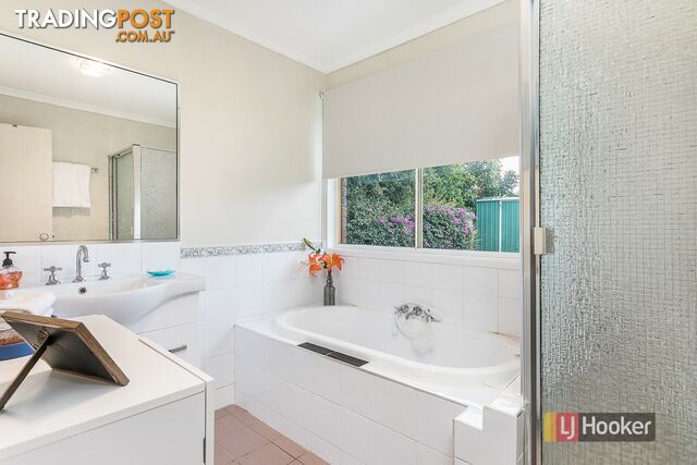 3 Golf Court REDLAND BAY QLD 4165