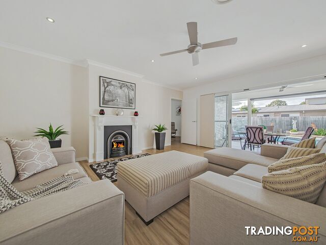 6 Acer Place REDLAND BAY QLD 4165