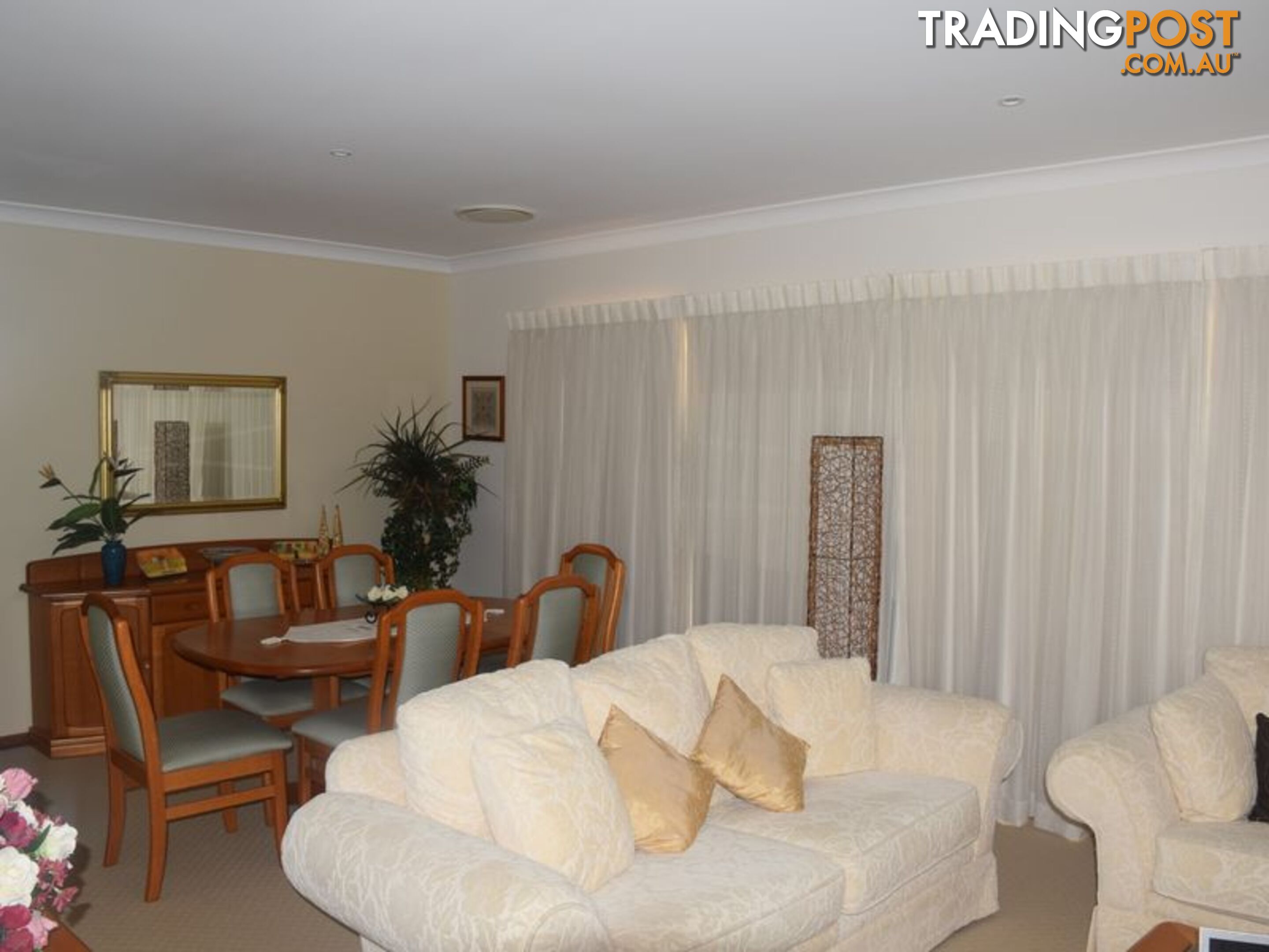 15 COOINGIE VIEW ROAD LOGAN VILLAGE QLD 4207