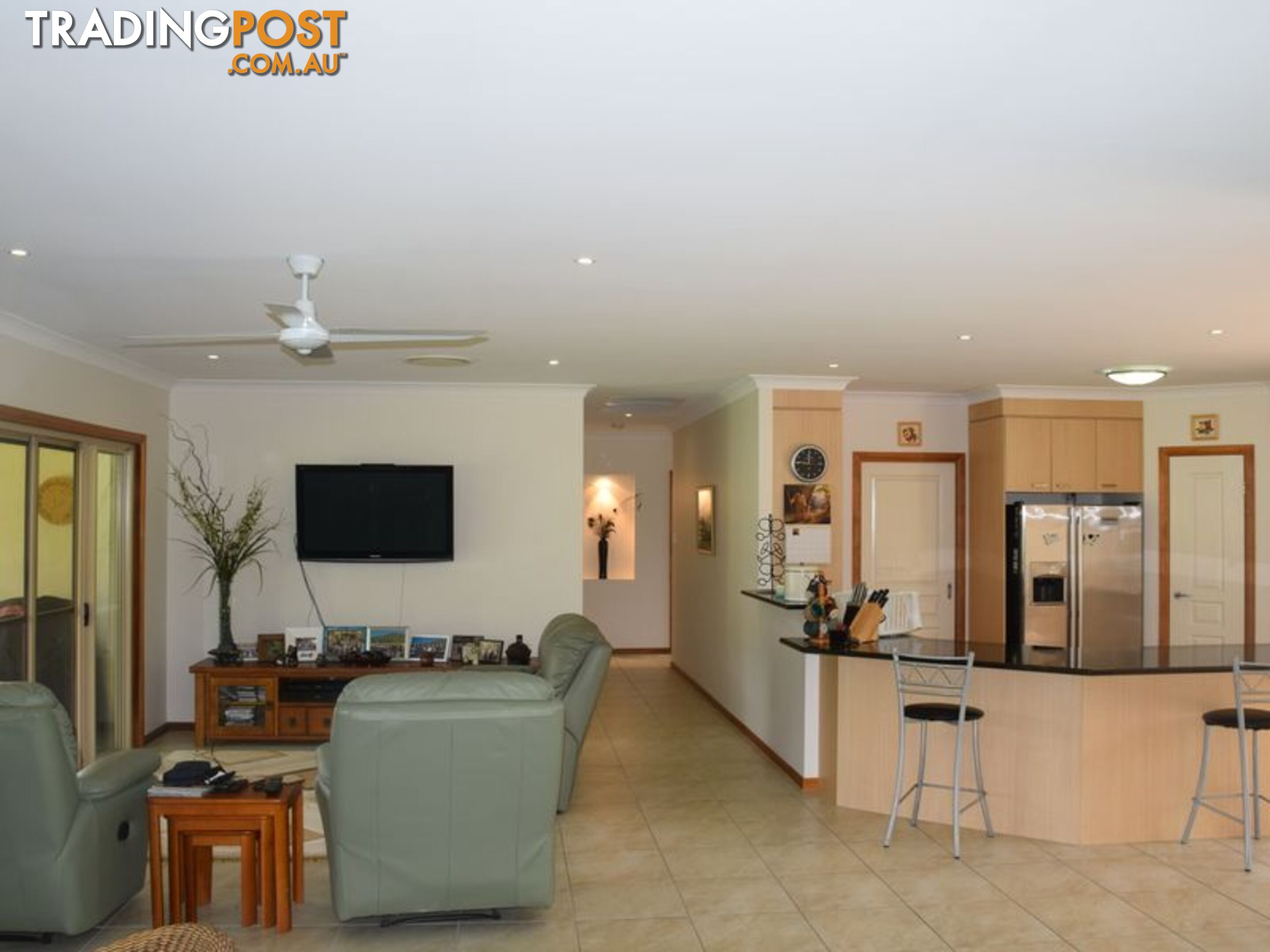 15 COOINGIE VIEW ROAD LOGAN VILLAGE QLD 4207