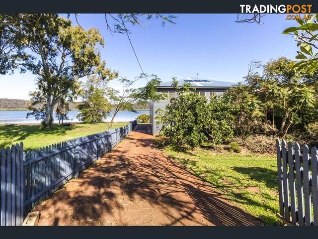 30 Emerson Street RUSSELL ISLAND QLD 4184