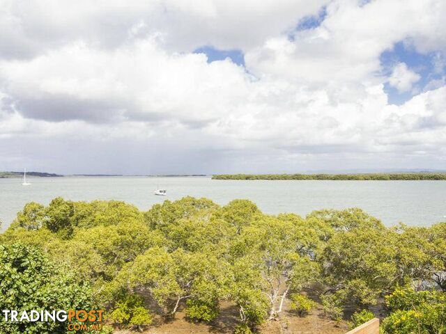 14 Emily Crescent MACLEAY ISLAND QLD 4184