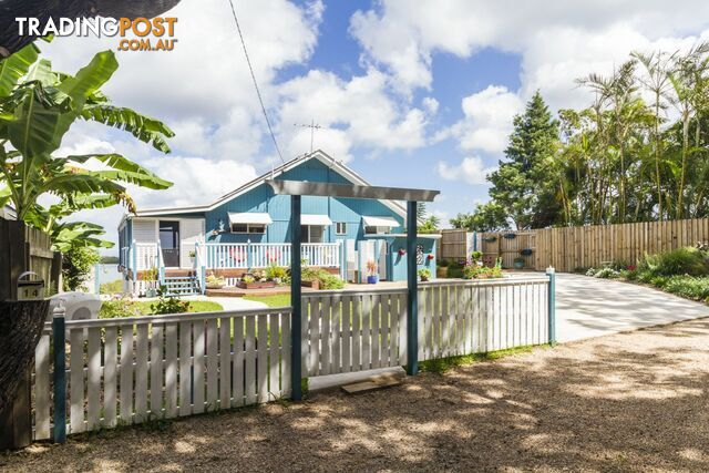 14 Emily Crescent MACLEAY ISLAND QLD 4184