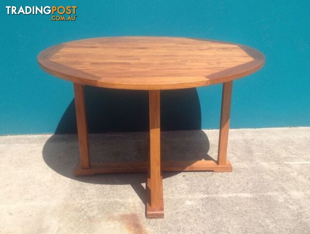 Outdoor Furniture Solid Teak Wood Oiled Round Table 120cm
