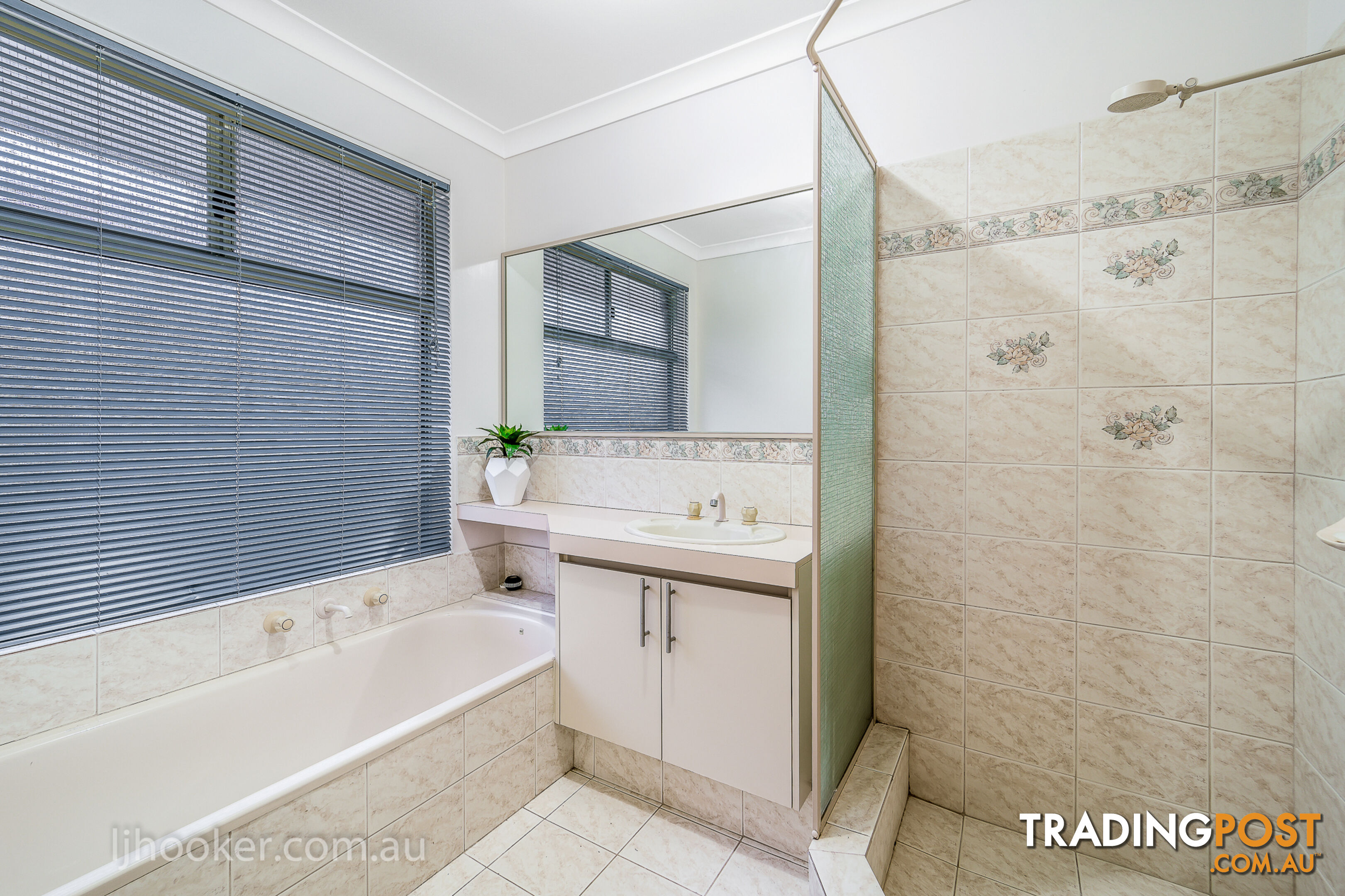 34 Wattlebird crescent ELLENBROOK WA 6069