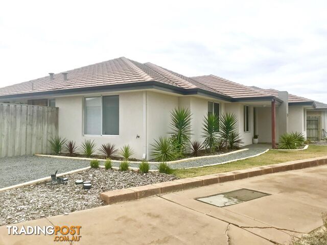 122A Brixton Crescent ELLENBROOK WA 6069