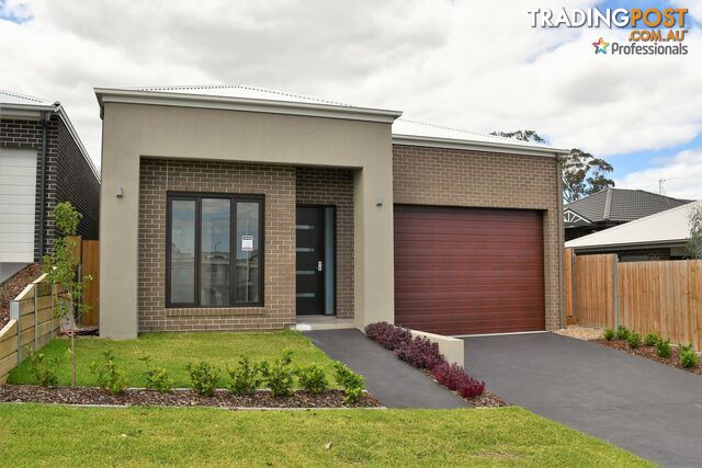 4 Romney Street Elderslie NSW 2570