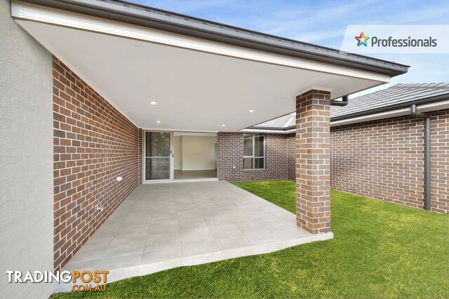 1 Bielski Crescent Oran Park NSW 2570