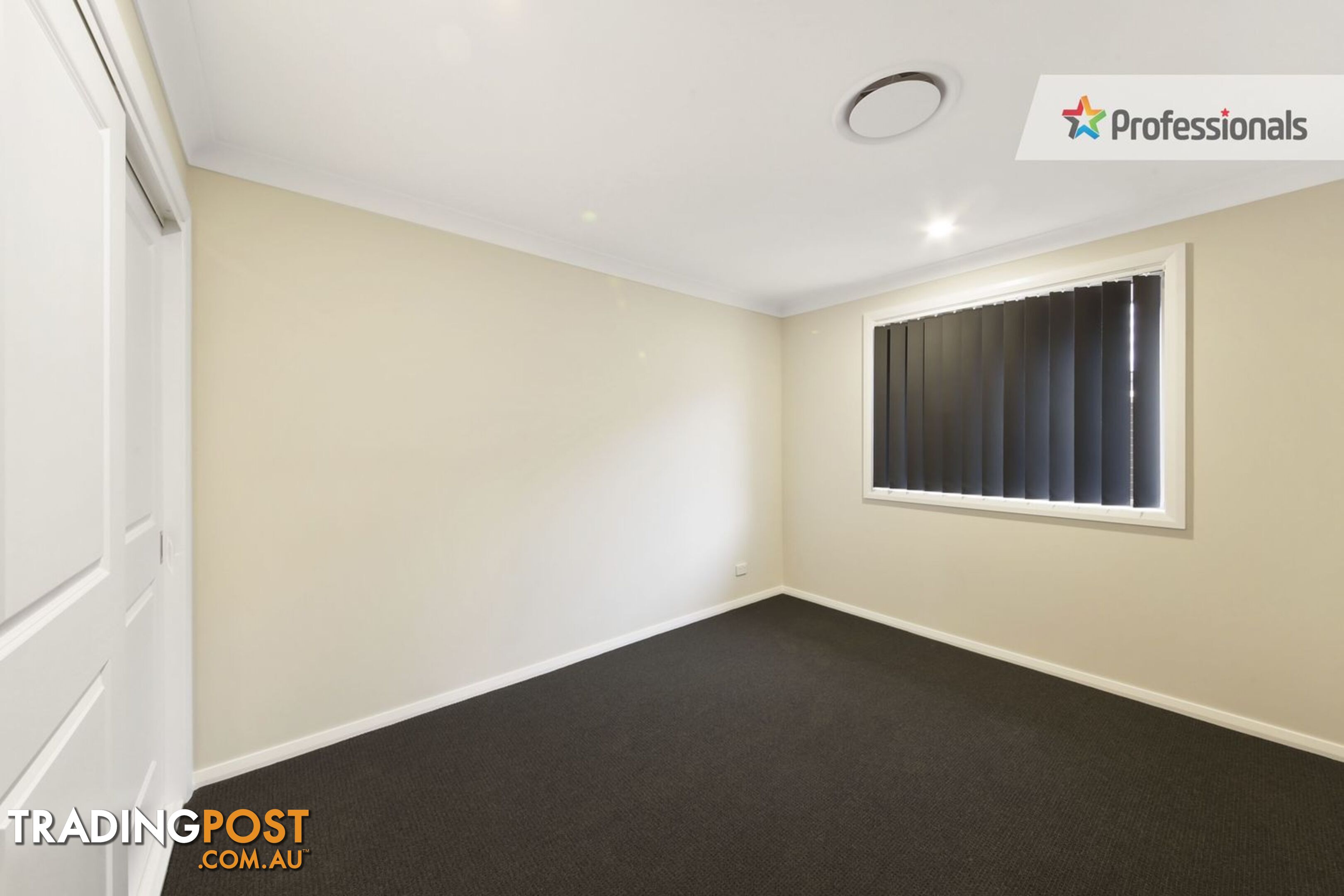 1 Bielski Crescent Oran Park NSW 2570