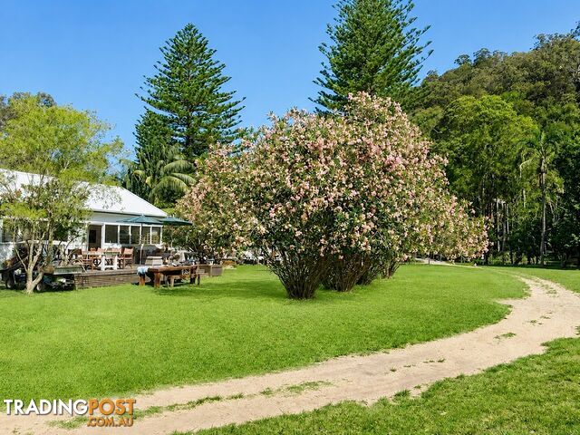 8 Diggers Crescent GREAT MACKEREL BEACH NSW 2108