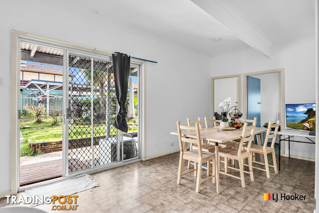 12 Railway View Parade ROOTY HILL NSW 2766