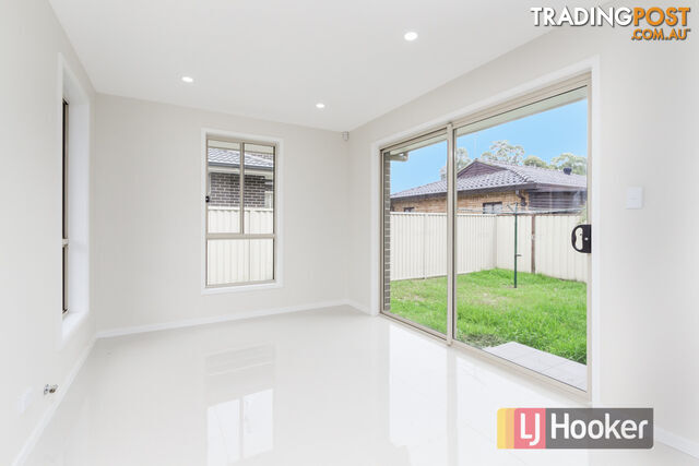 8/21-23 Derby Street ROOTY HILL NSW 2766