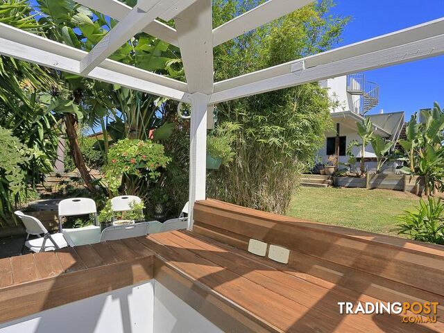 10 Breeze Drive BARGARA QLD 4670