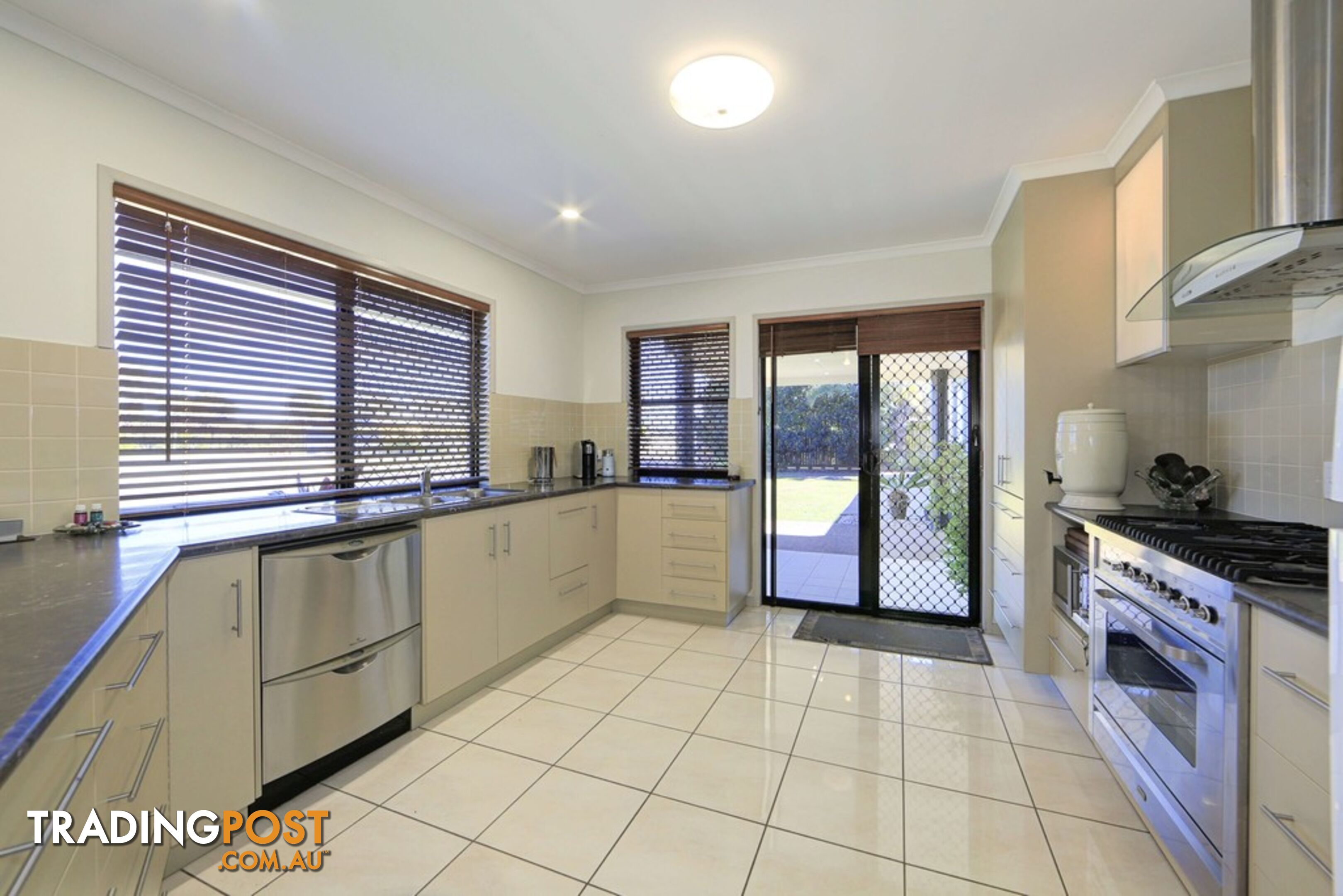 1 Osprey Drive WOODGATE QLD 4660