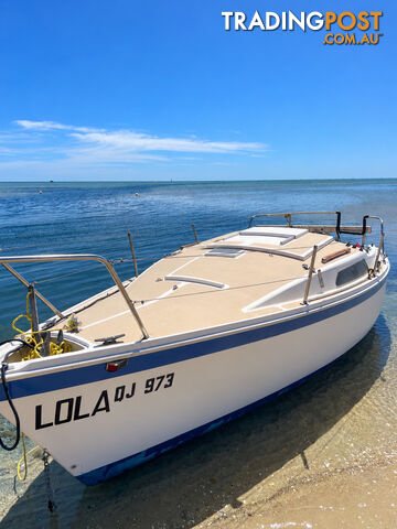 1986 Cole 19 Yacht “LOLA” – Trailer, Tohatsu Outboard, Sails & Current Rego