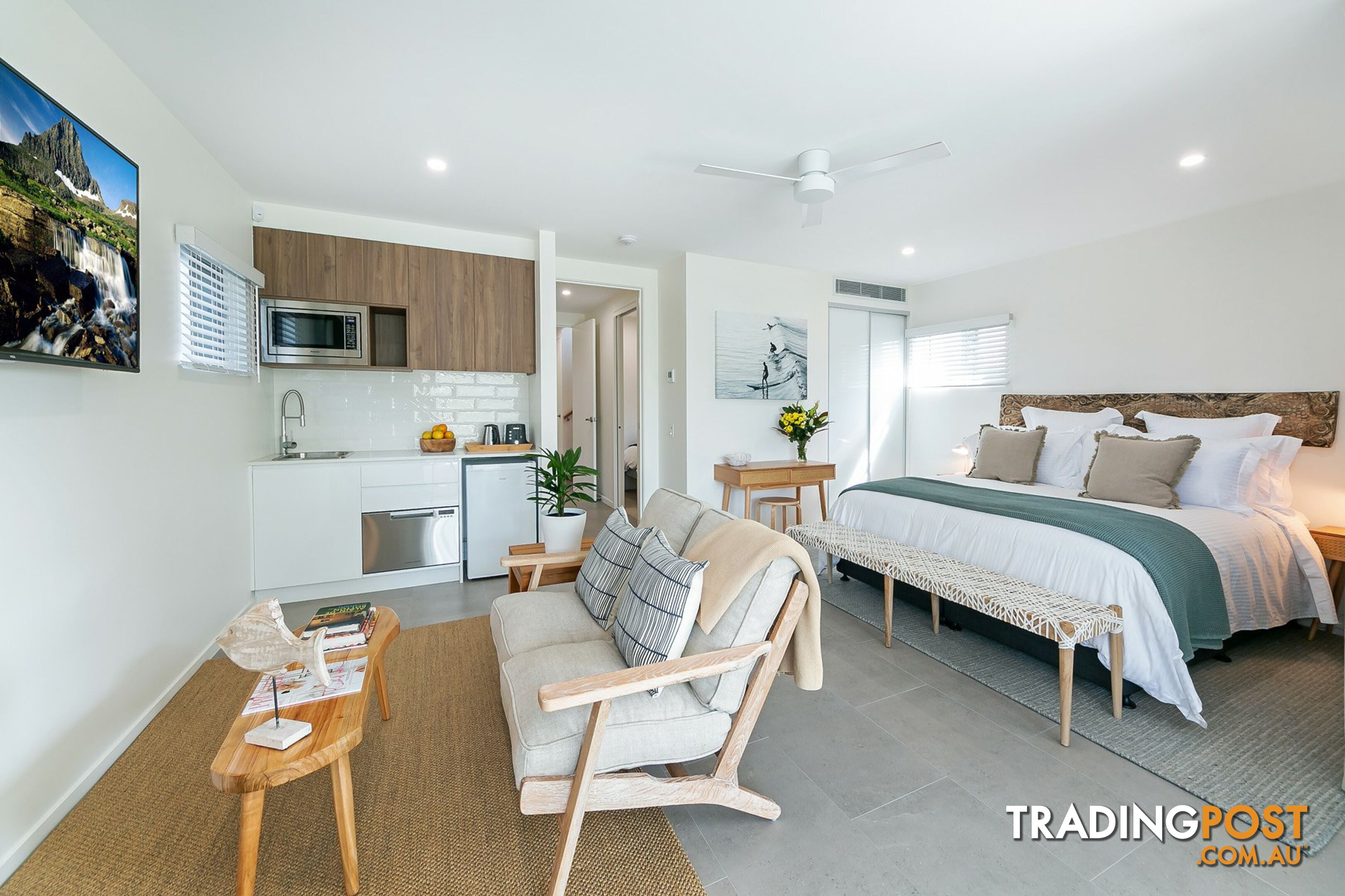 7A Mary Street ALEXANDRA HEADLAND QLD 4572