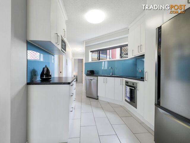 Unit 2/12 Memorial Avenue COTTON TREE QLD 4558