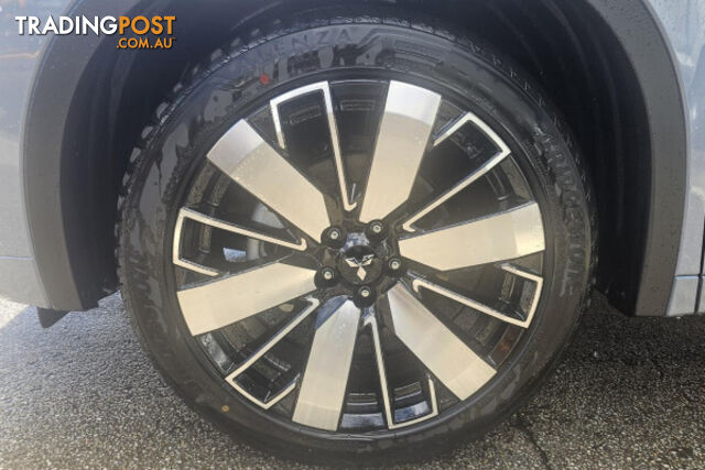 2025 MITSUBISHI OUTLANDER EXCEED ZM - photo 2 of 31