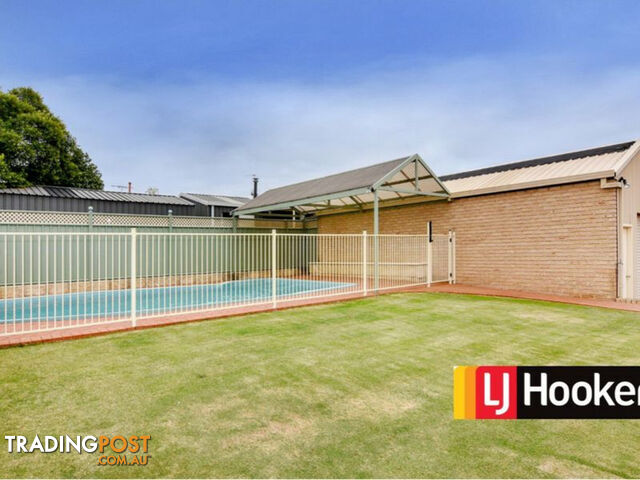 77 Swanstone Street COLLIE WA 6225