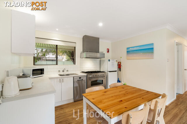 5/32 Marshall Street QUINDALUP WA 6281 - photo 3 of 4
